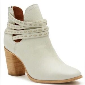 Frye Shoes Naomi Pickstitch Shootie White Stacked Heel Size 8